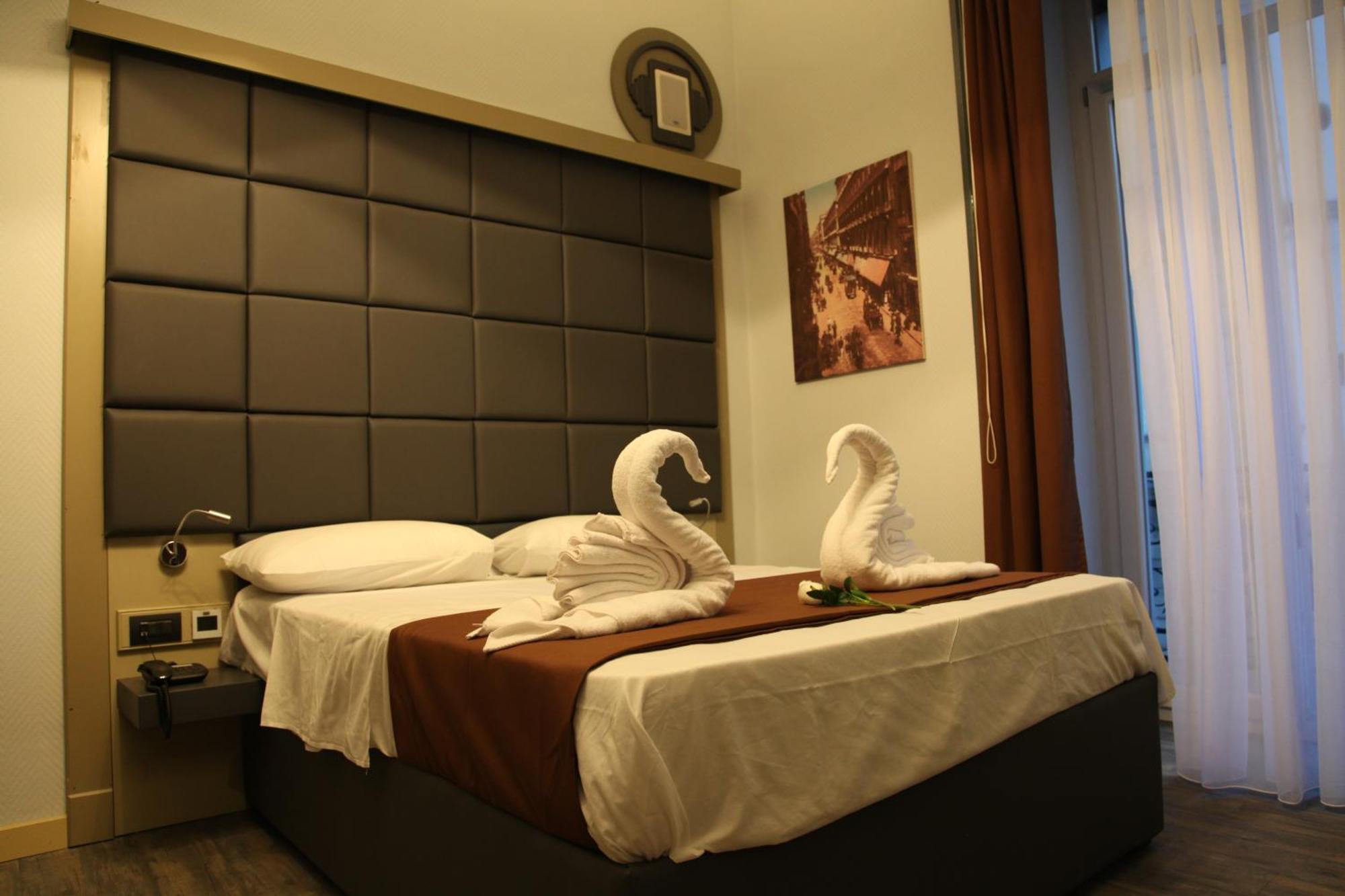Dolce Vita Rooms Neapel Exteriör bild